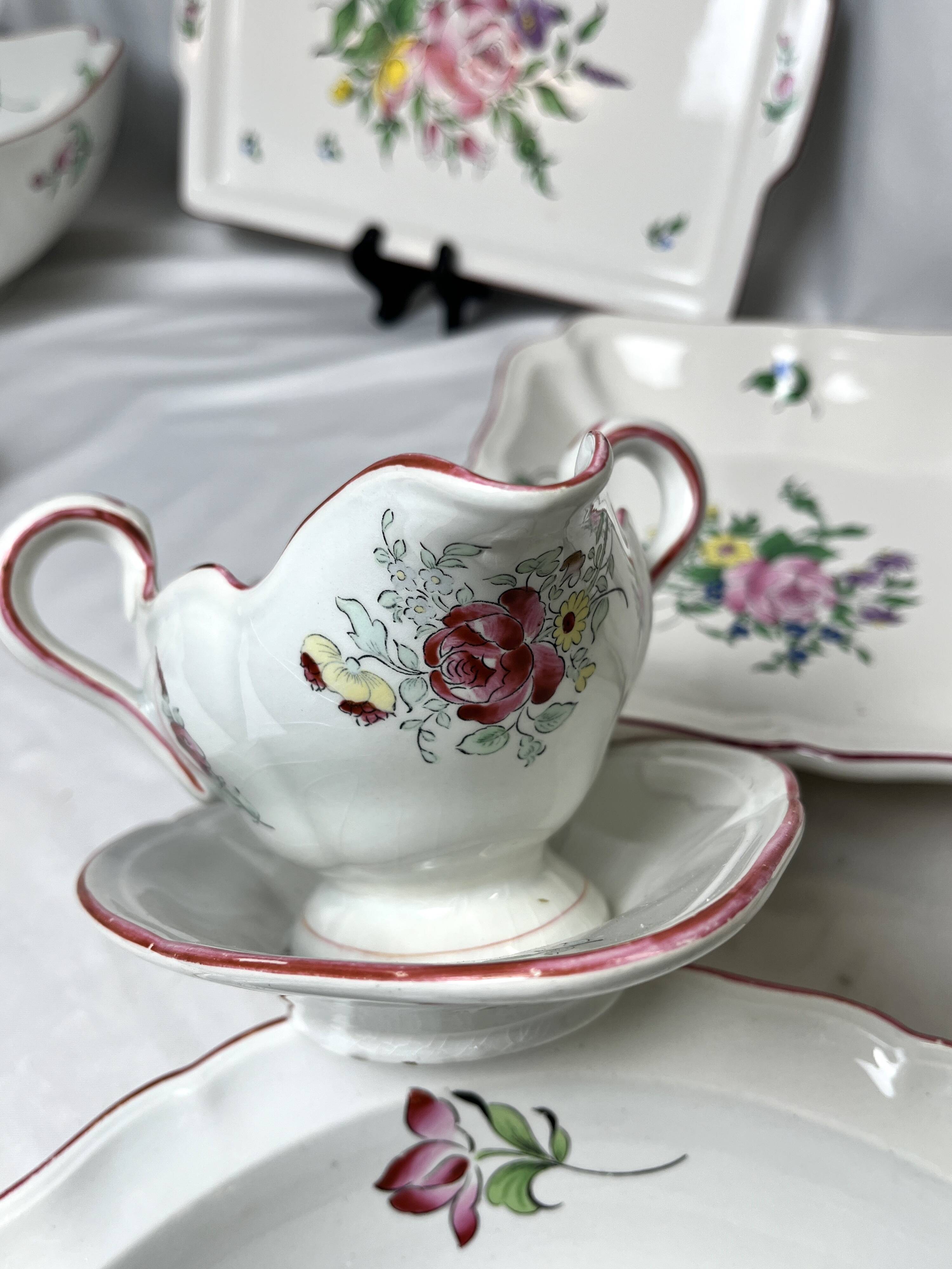 42-piece Lunéville KG tableware set with floral decoration, 20th century