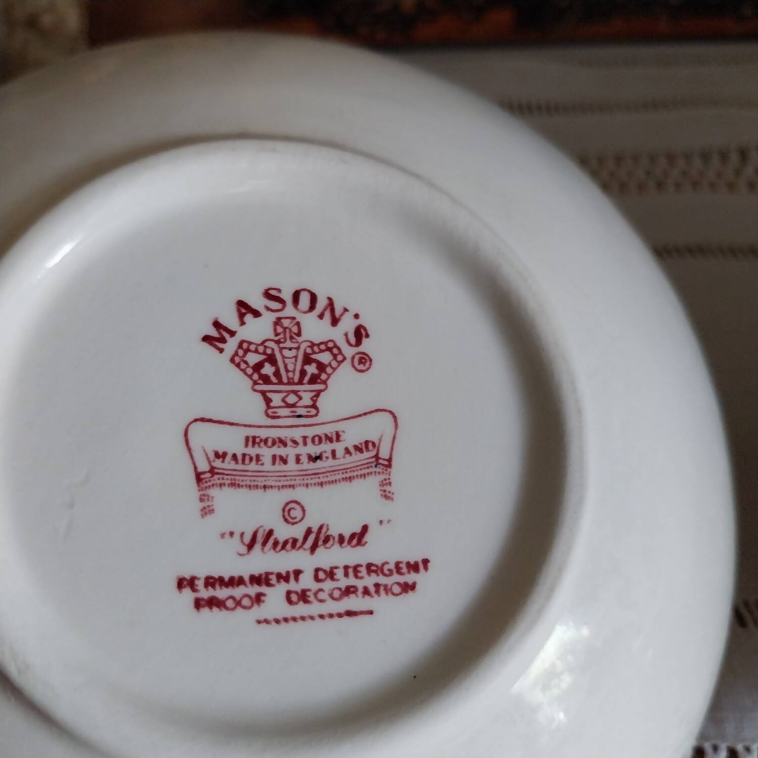 Vintage Mason's English earthenware box