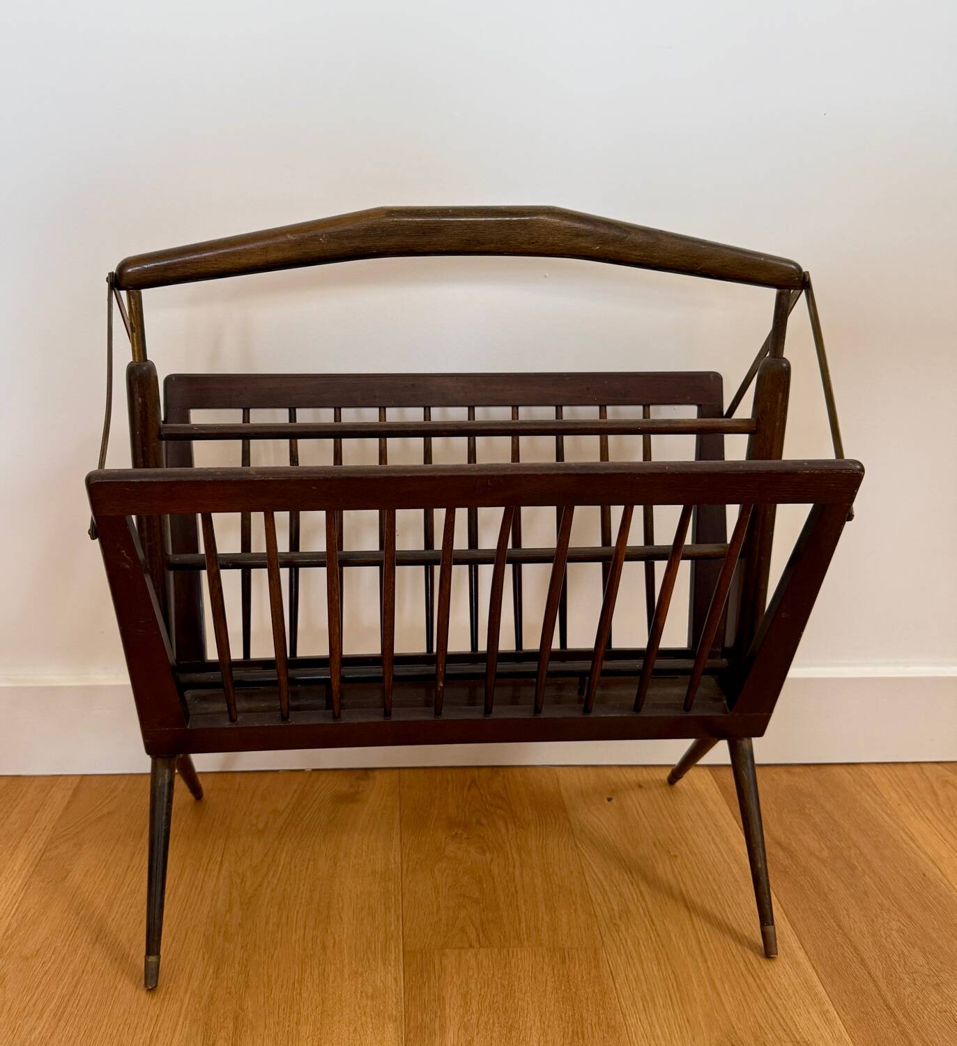 Folding wood and brass magazine rack by Cesare Lacca – Italy, 1950s