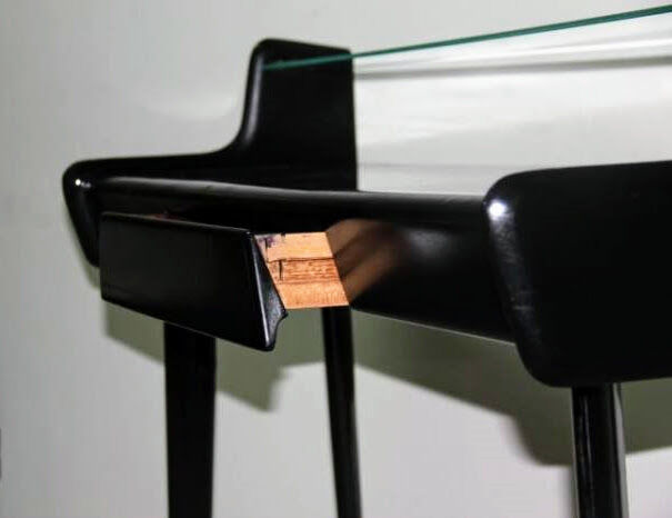 Geometric console 1950 - Italia