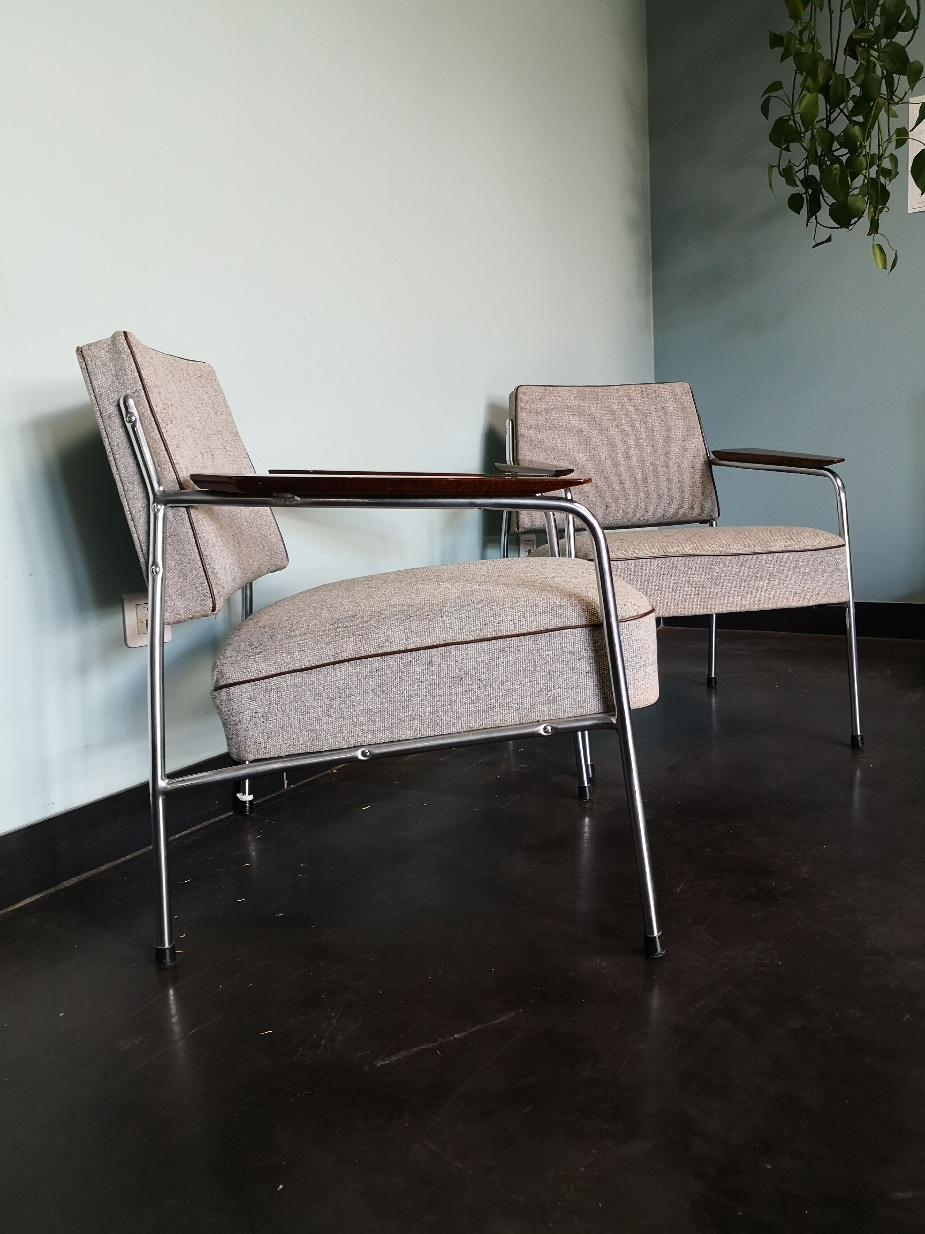 Fauteuil tchèque, 1960, métal, tissu et bois