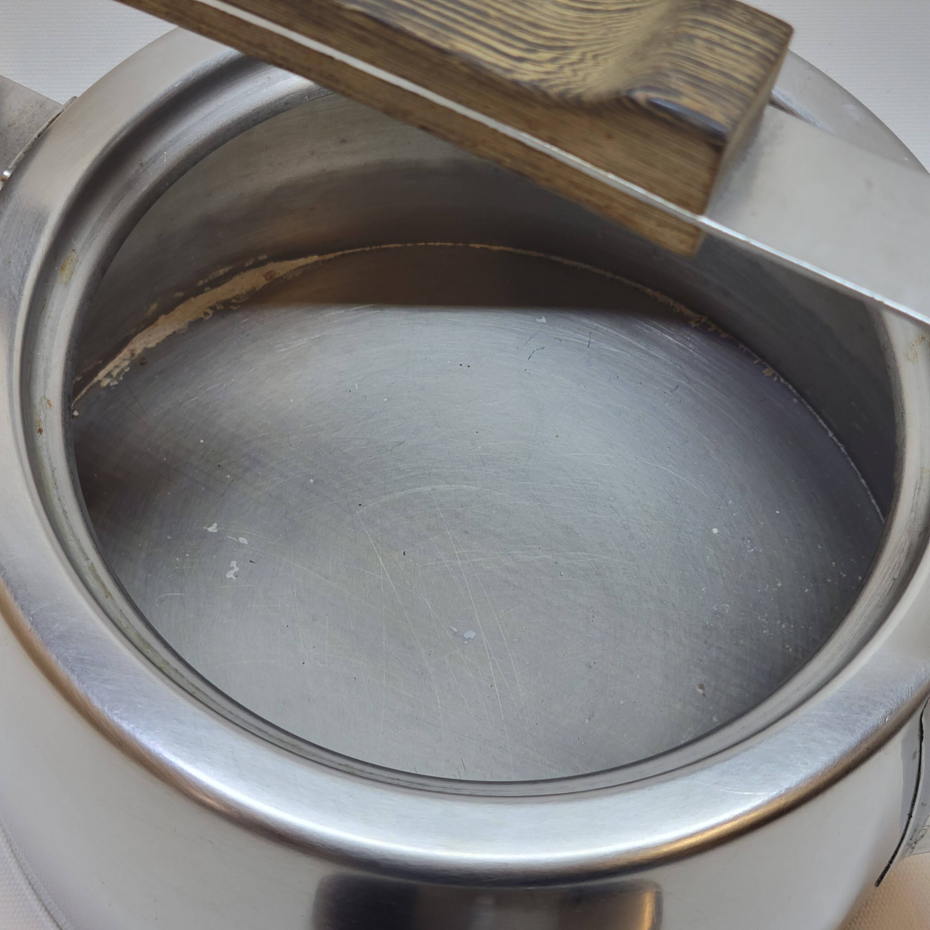 Kettle In Stainless Steel And Wenge Wood