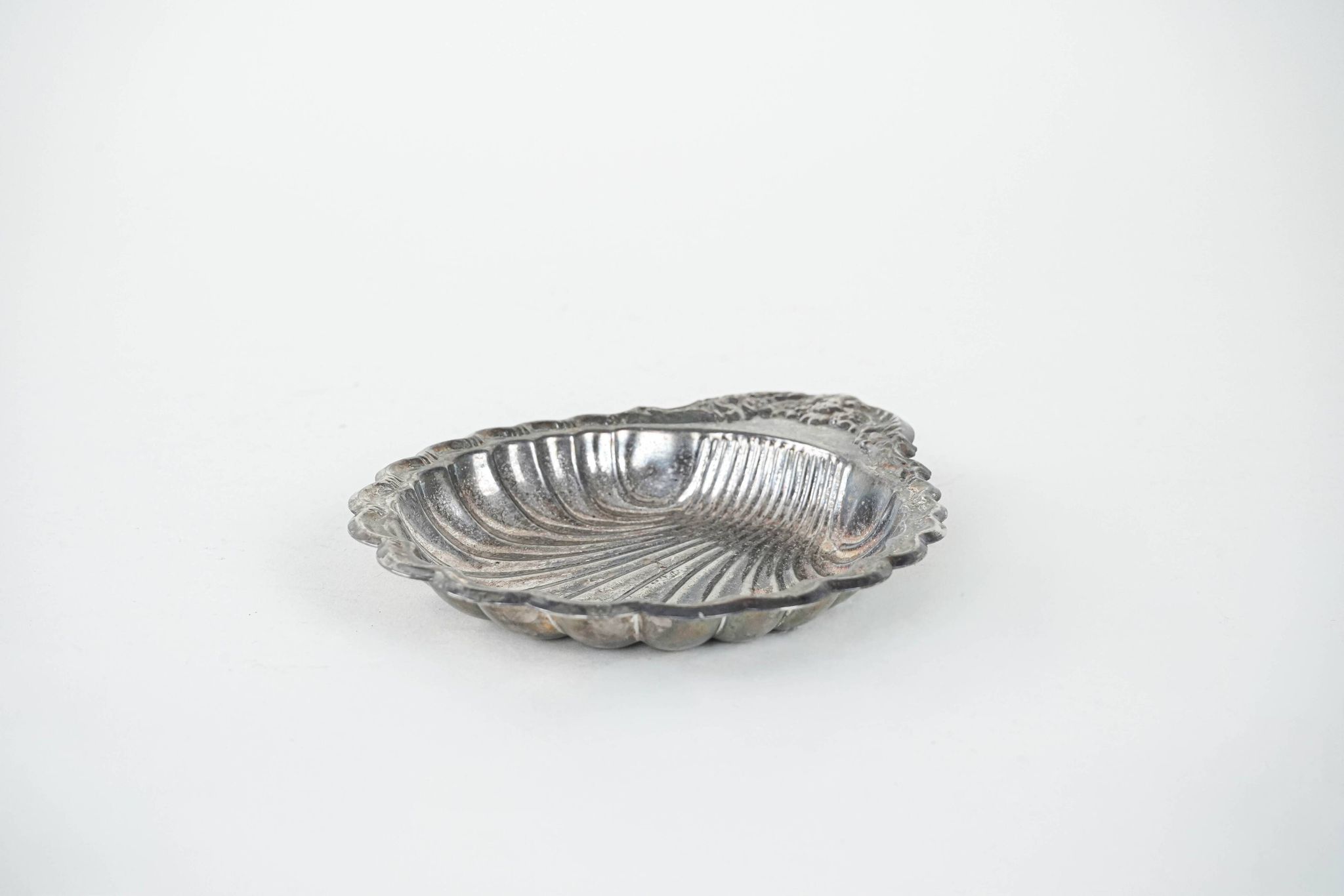 Metal platter, Italian design, 1960s, made in Italy
