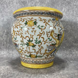 Pot/Cachepot. Italian Renaissance Majolica ceramic. Asiatic style