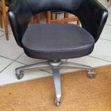 Fauteuil de bureau à roulettes pivotantes et inclinables d'Eero Saarinen pour Knoll
