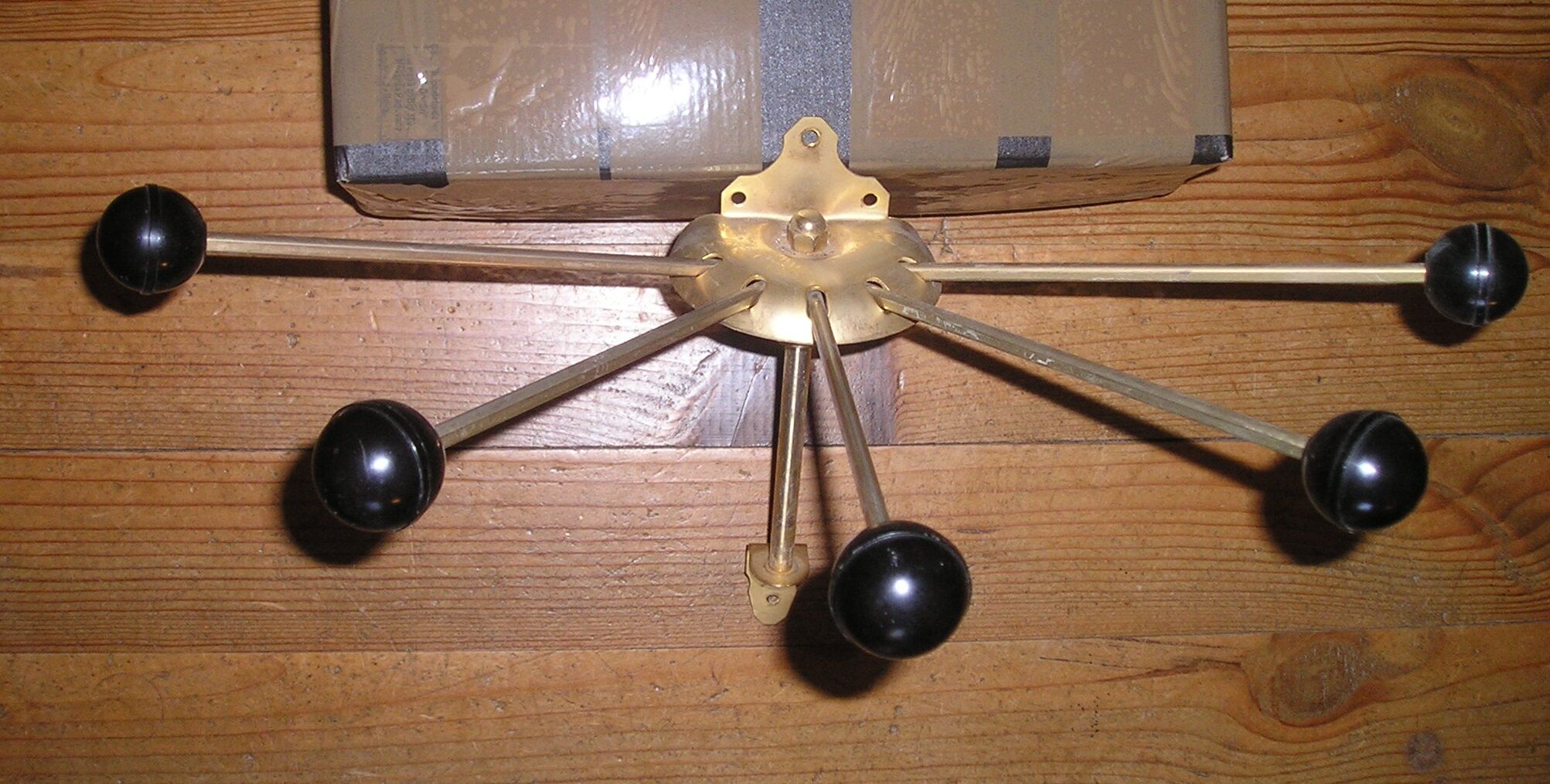 Serjac 1970 5-folding wall coat holder