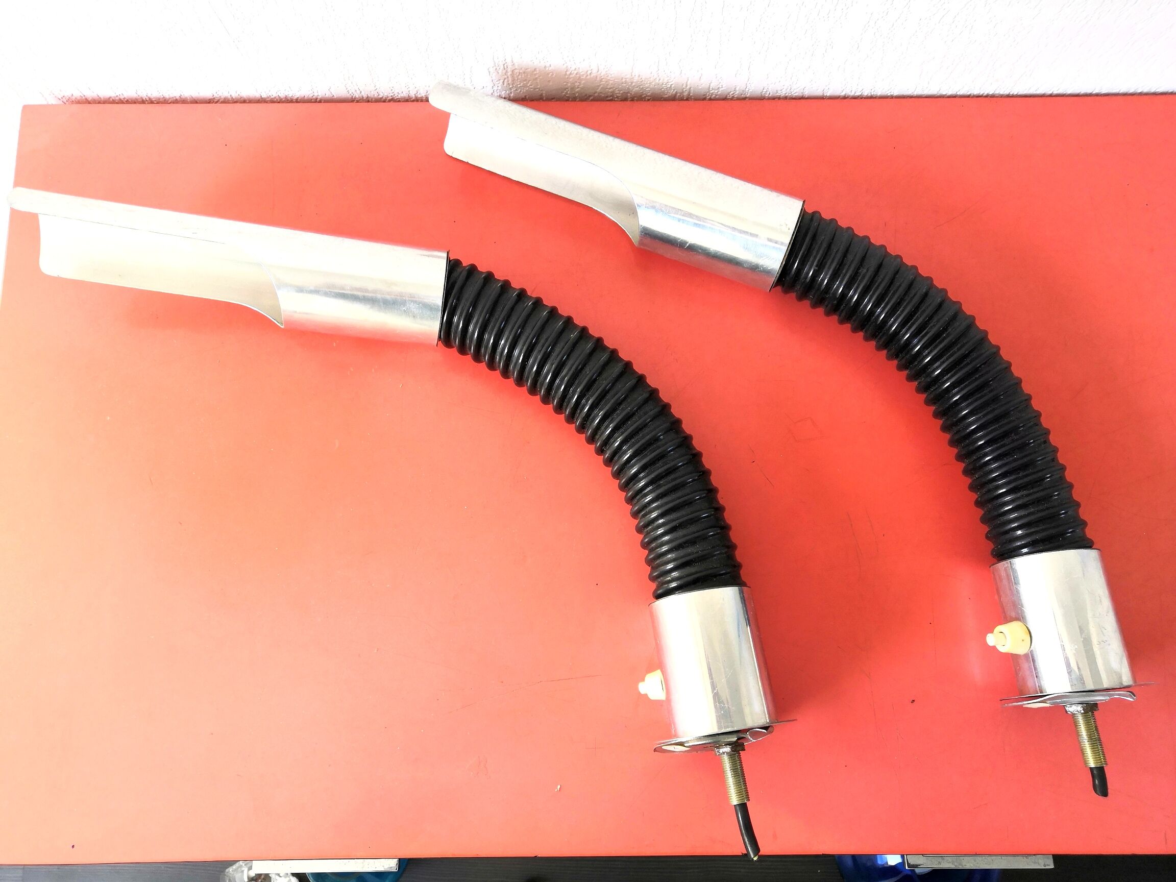 Pair of flexible hose bed lamp design 70s