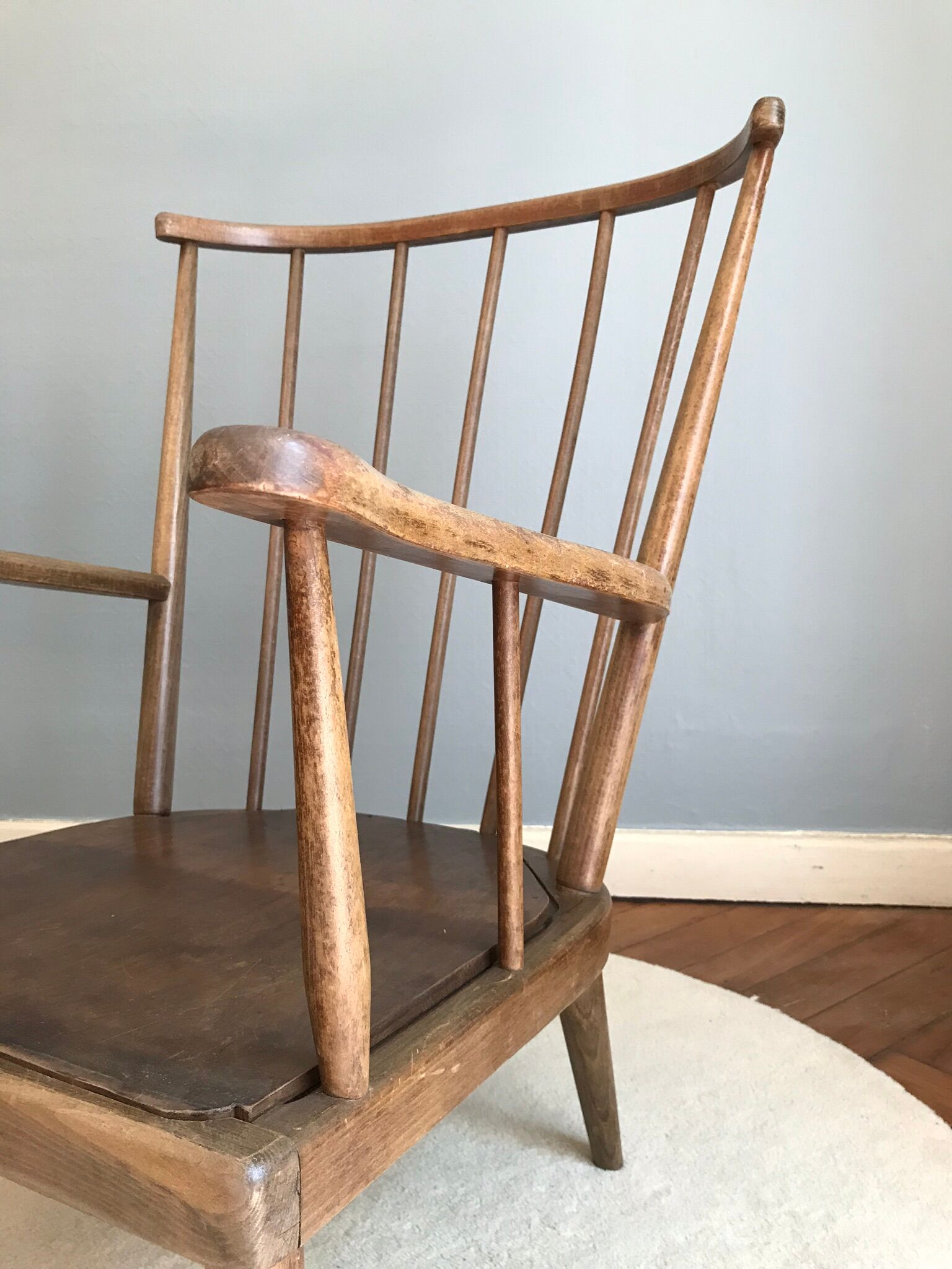 "Fan" chair by Baumann