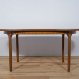 Table à manger extensible en teck ovale du milieu du siècle de McIntosh, années 1960