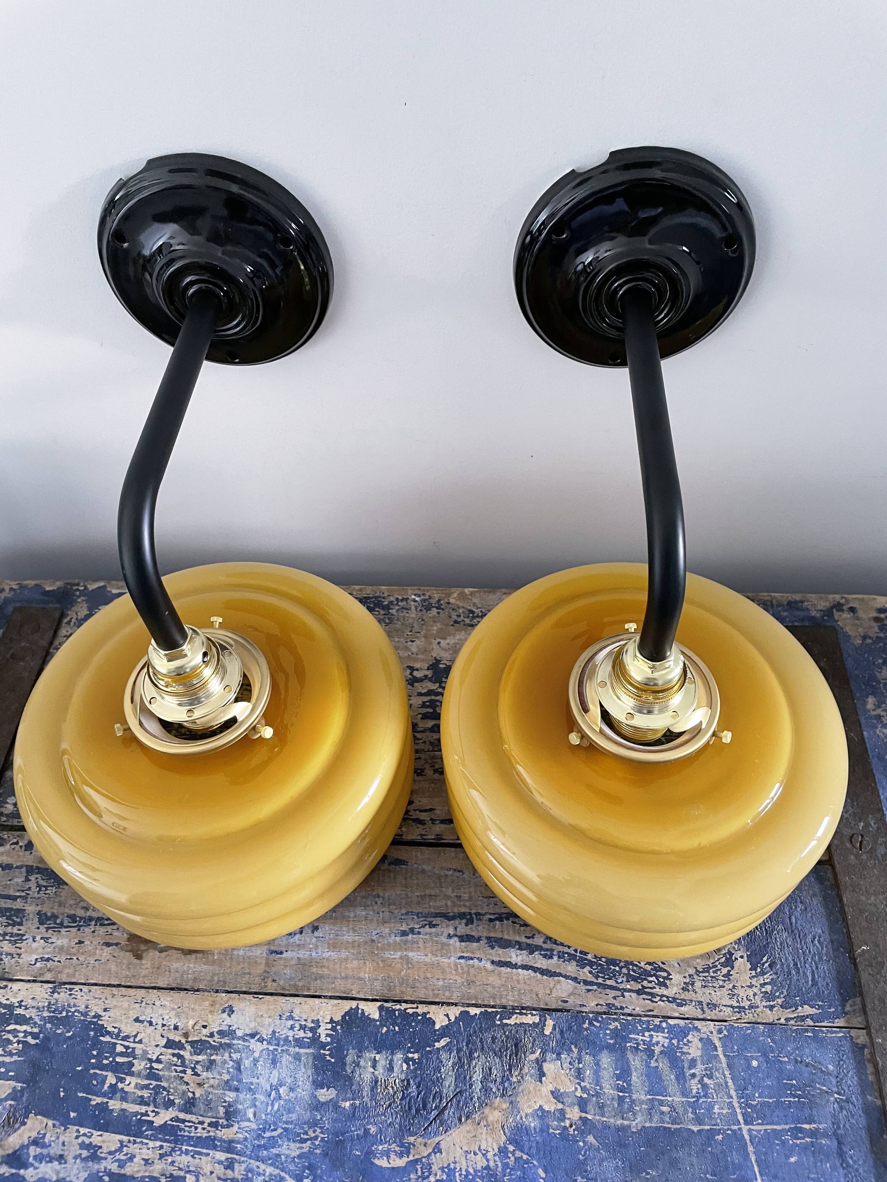 Paire d’appliques art deco électrifiées à neuf