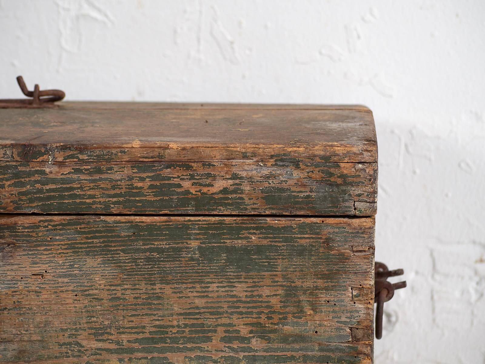 Small antique chest in green tones (c.1920) #78
