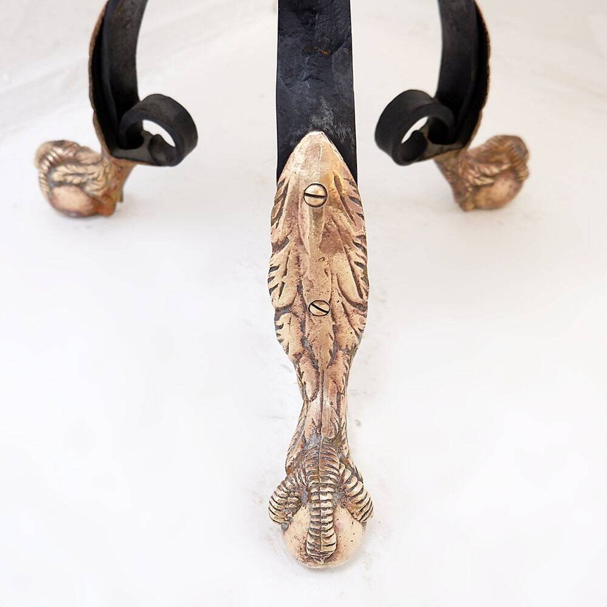 Tripod gueridon in wrought iron with brass decorations and alabaster top - 1950s