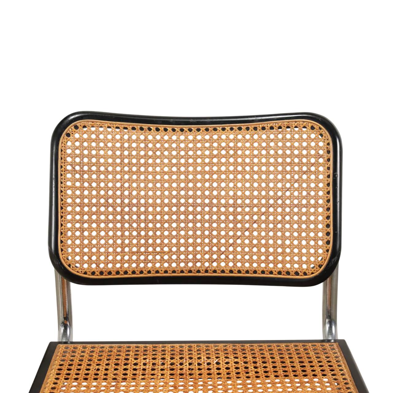 Cesca B32 black chair – design inspired by Marcel Breuer