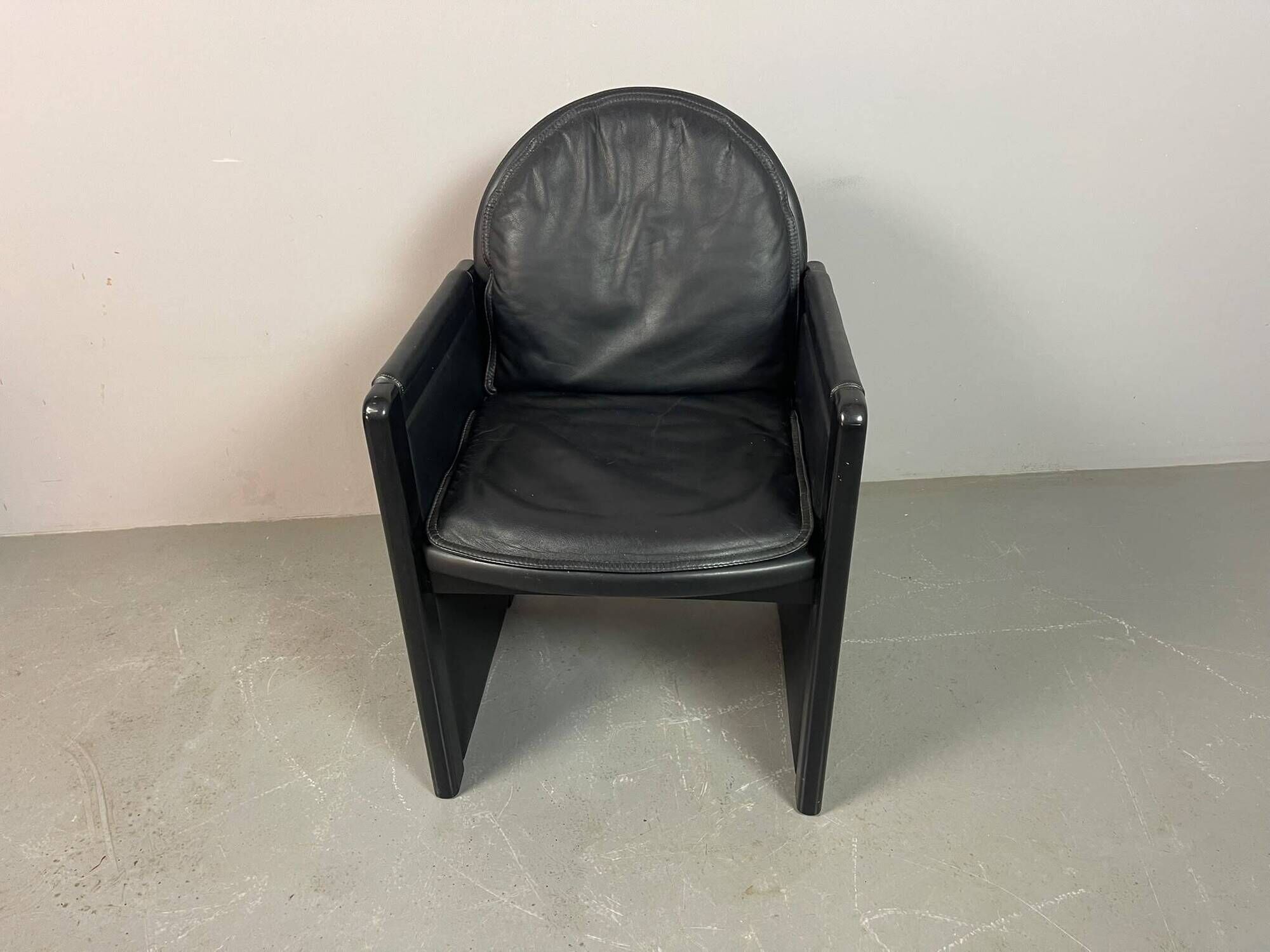 Mid-Century Bulo Belgium Armchair in Black Leather – Postmodern / Memphis