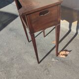 Meuble d'appoint en noyer de style louis xvi vers 1930