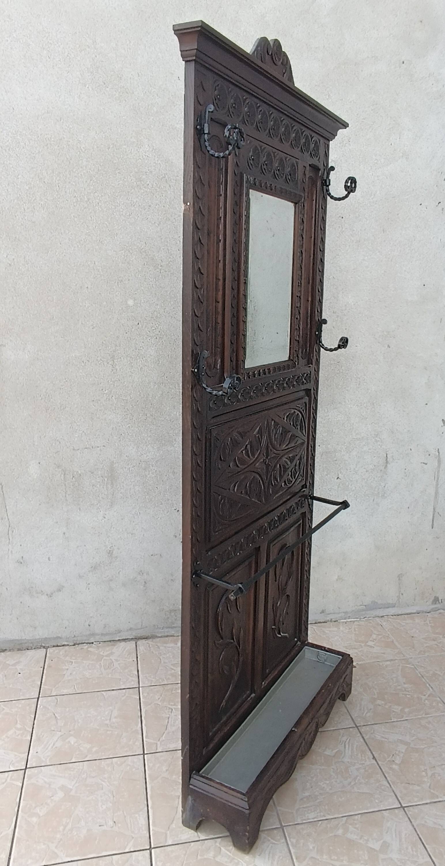 Breton coat rack in natural wood