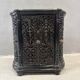 Insert de cheminée antique en fonte orné finition noire
