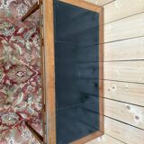 Bureau plat de style Louis XVI en merisier et cuir noir