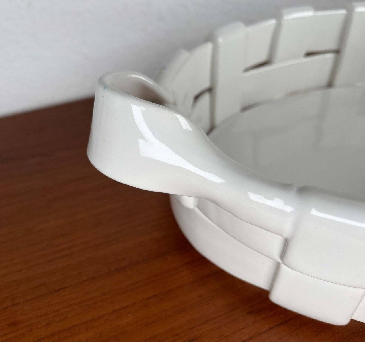 Vintage Italian woven basket in white ceramic