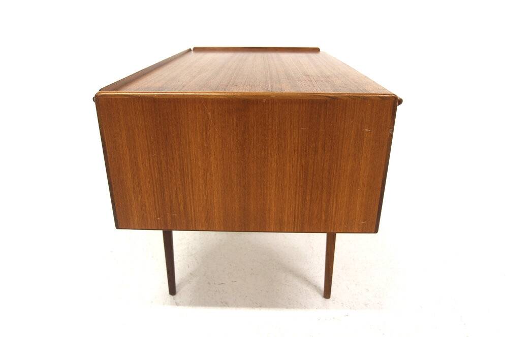 Scandinavian teak desk "PL. Uddebo", Svante Skogh, Sweden, 1950