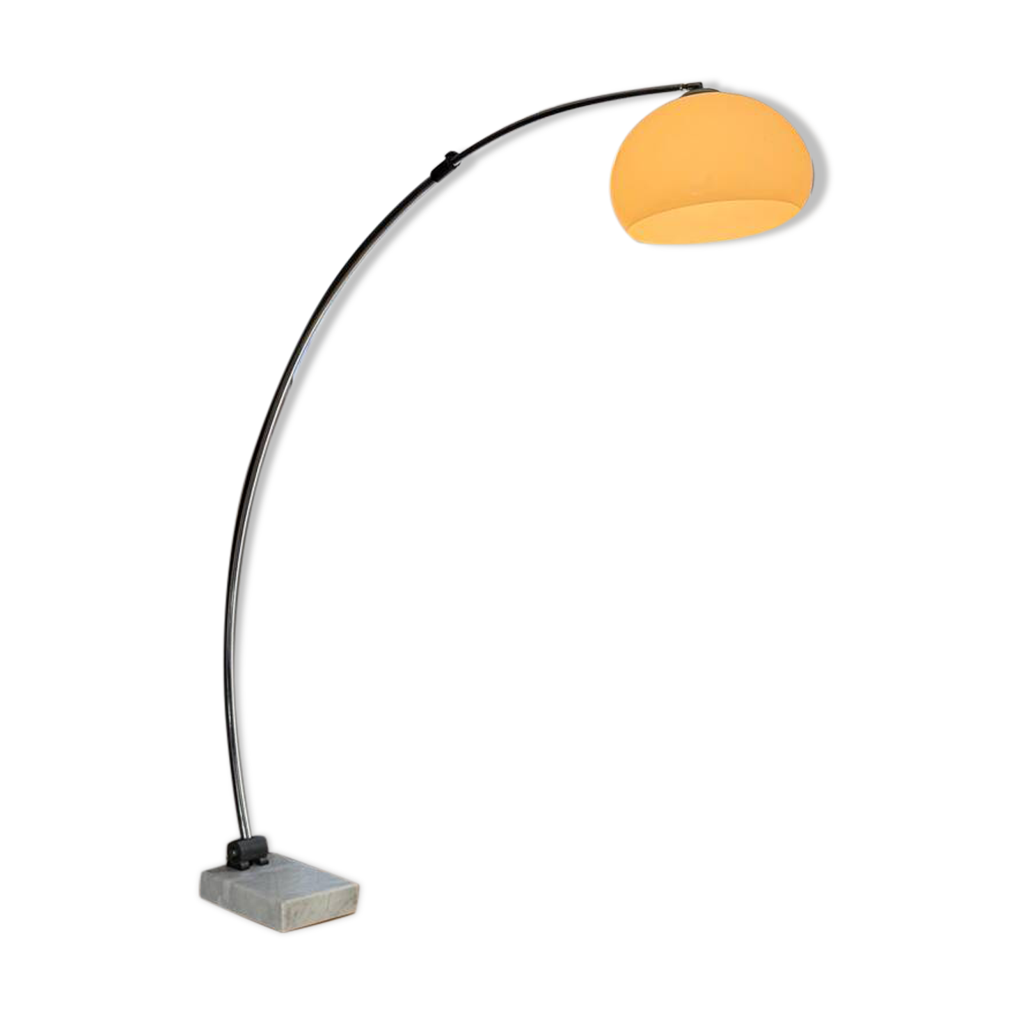 Lampadaire à arc – dans le goût du modèle Arco