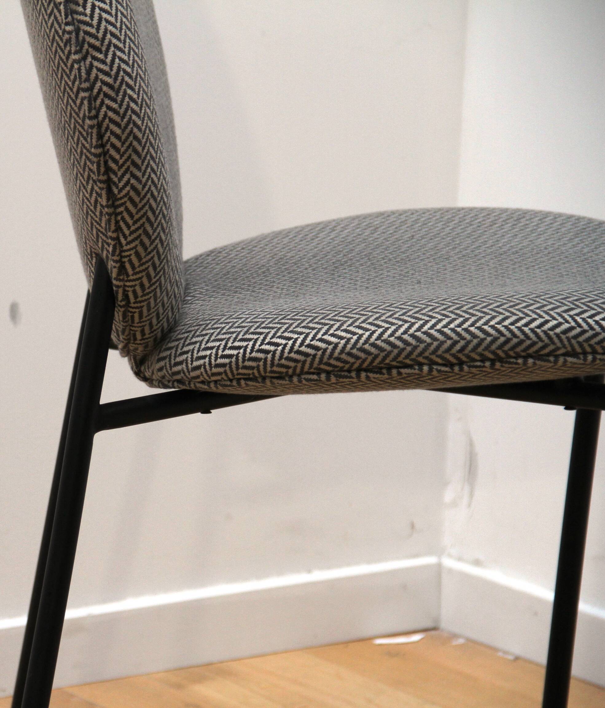 Checkerboard design chair