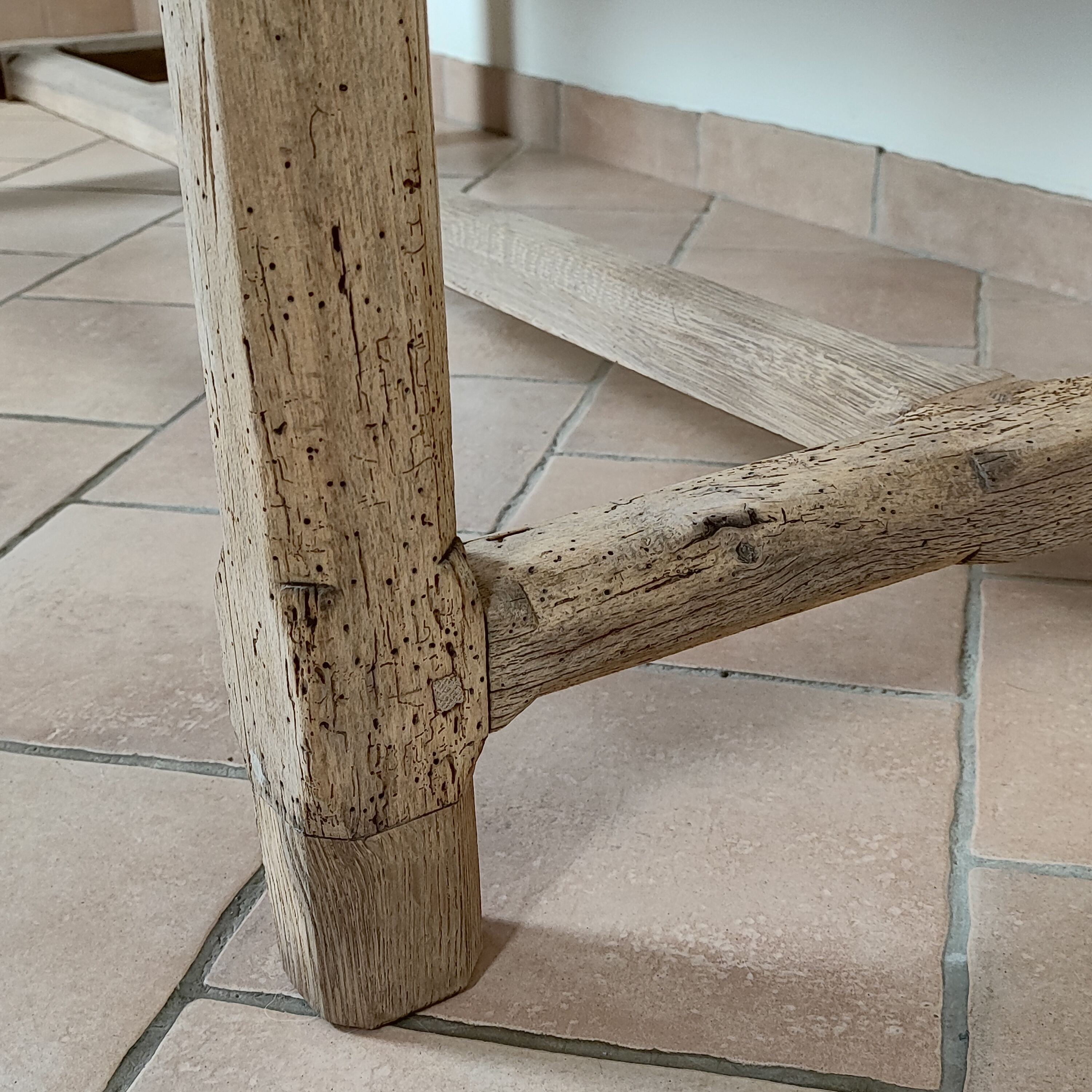Farmhouse table