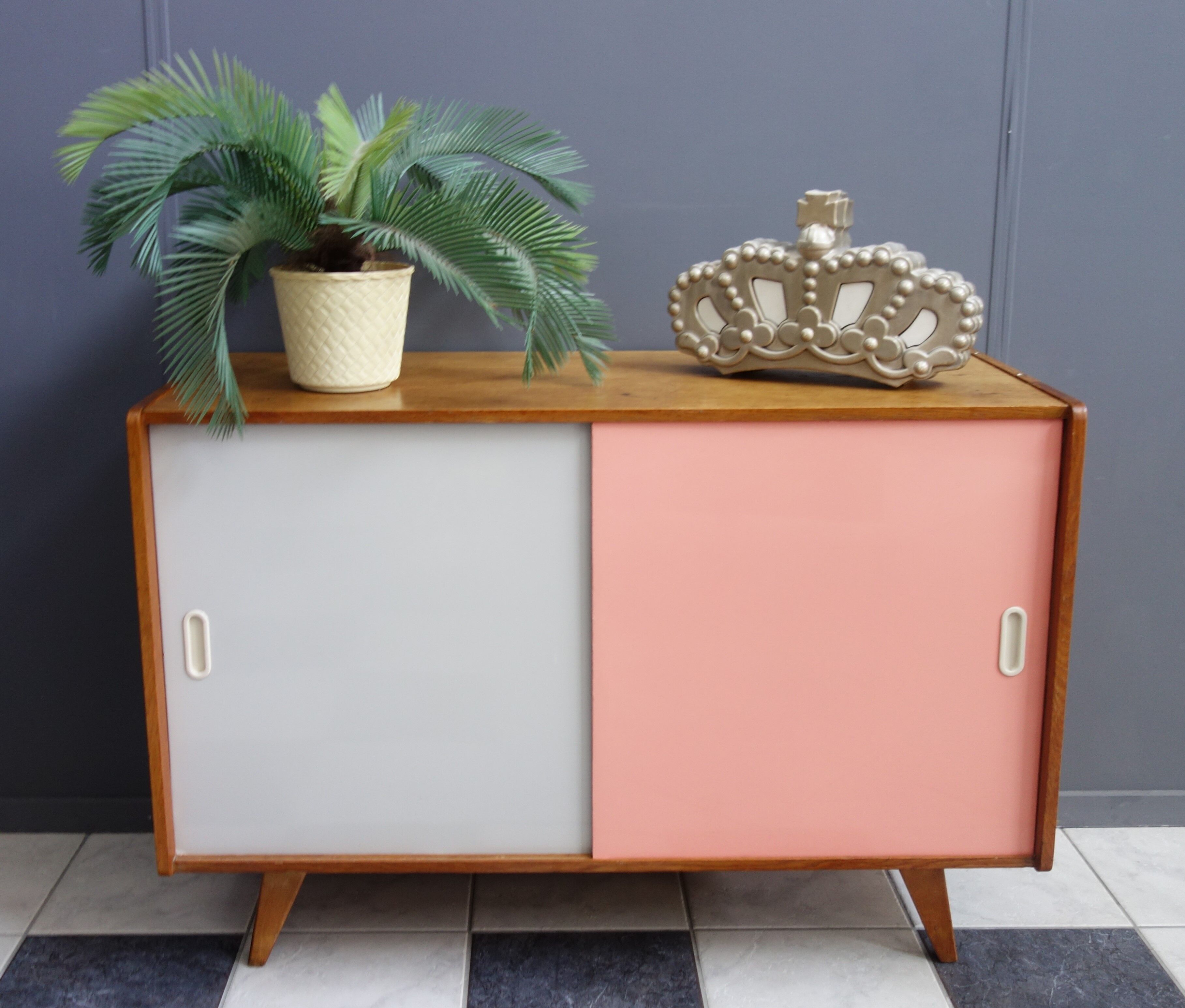 Jiri Jiroutek sideboard  in pink 1960s