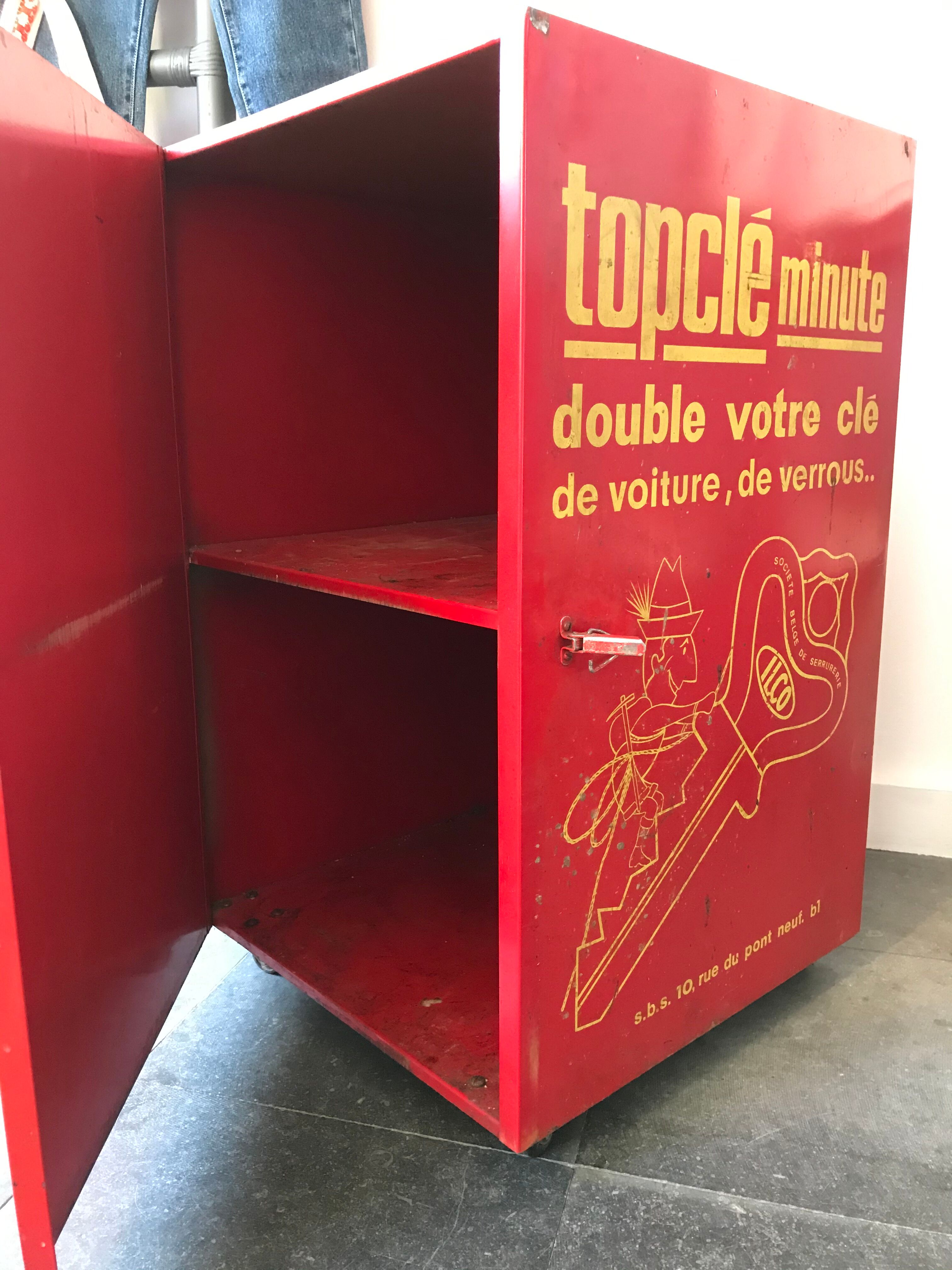 Industrial cabinet