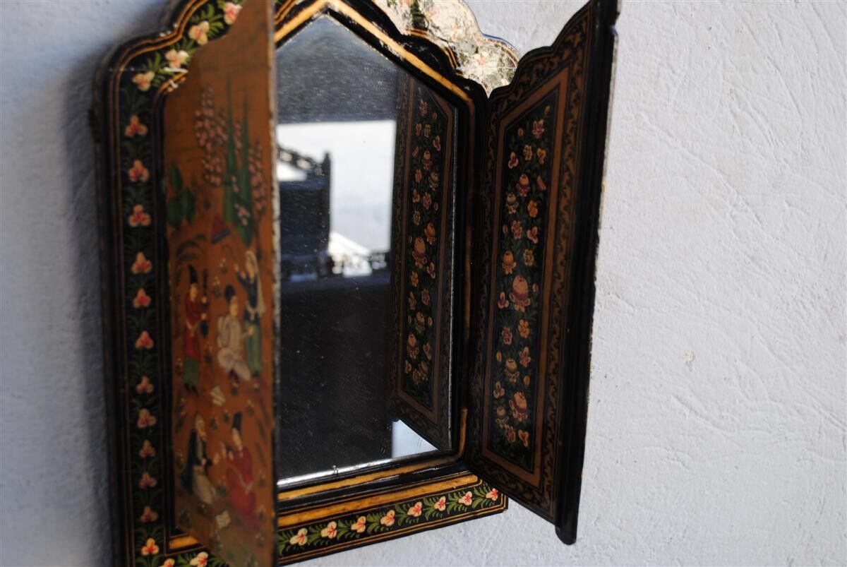Mirror painted triptych 32cm