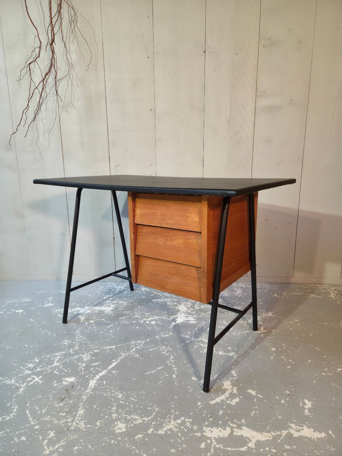 Modernist desk