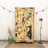 Ancienne armoire d’atelier patine d’origine