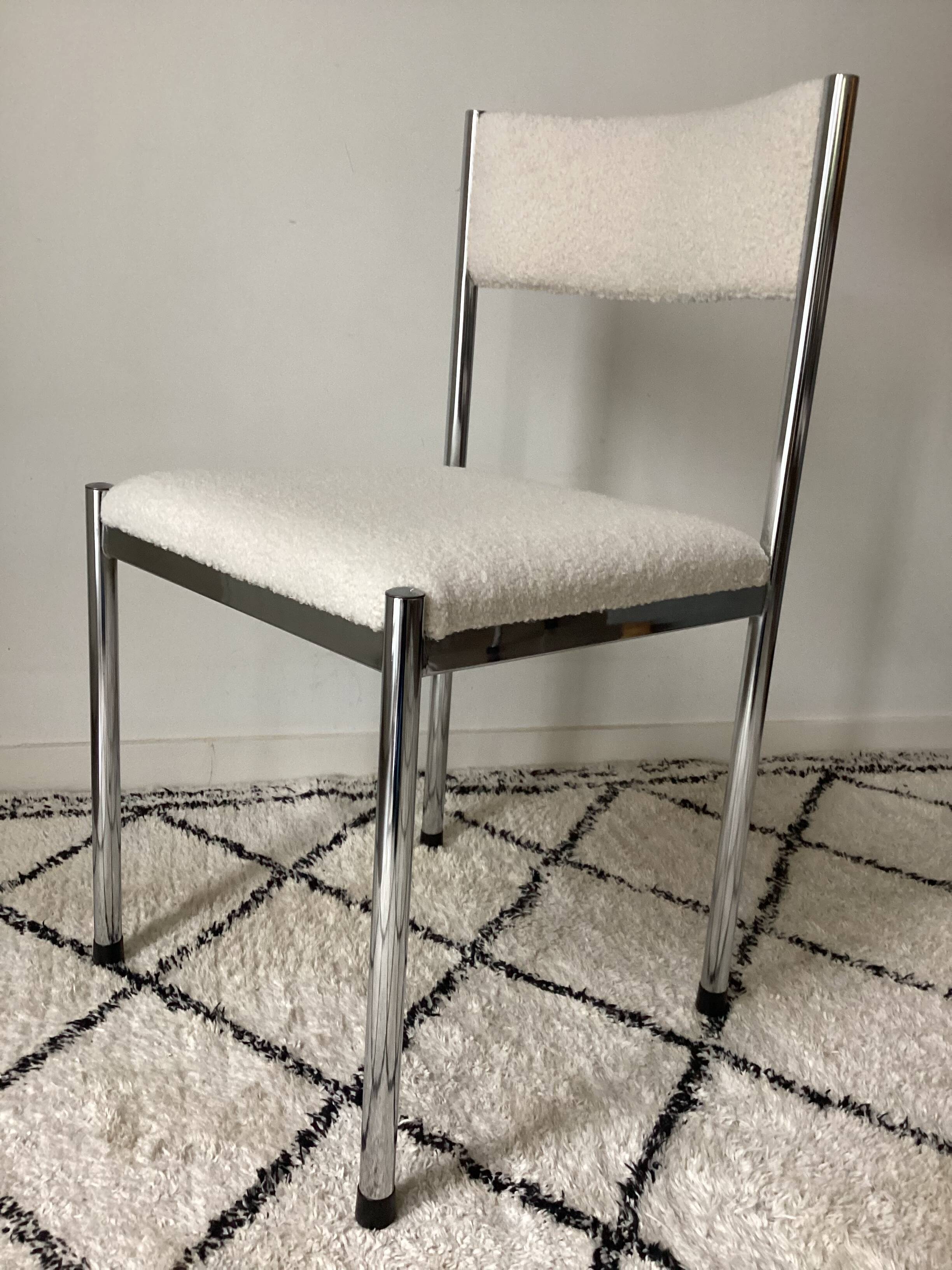 Vintage chairs from the 70s restored with a French terry fabric