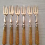 Old dessert forks