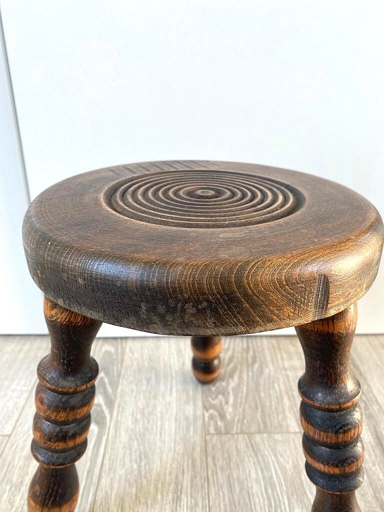 Tripod stool