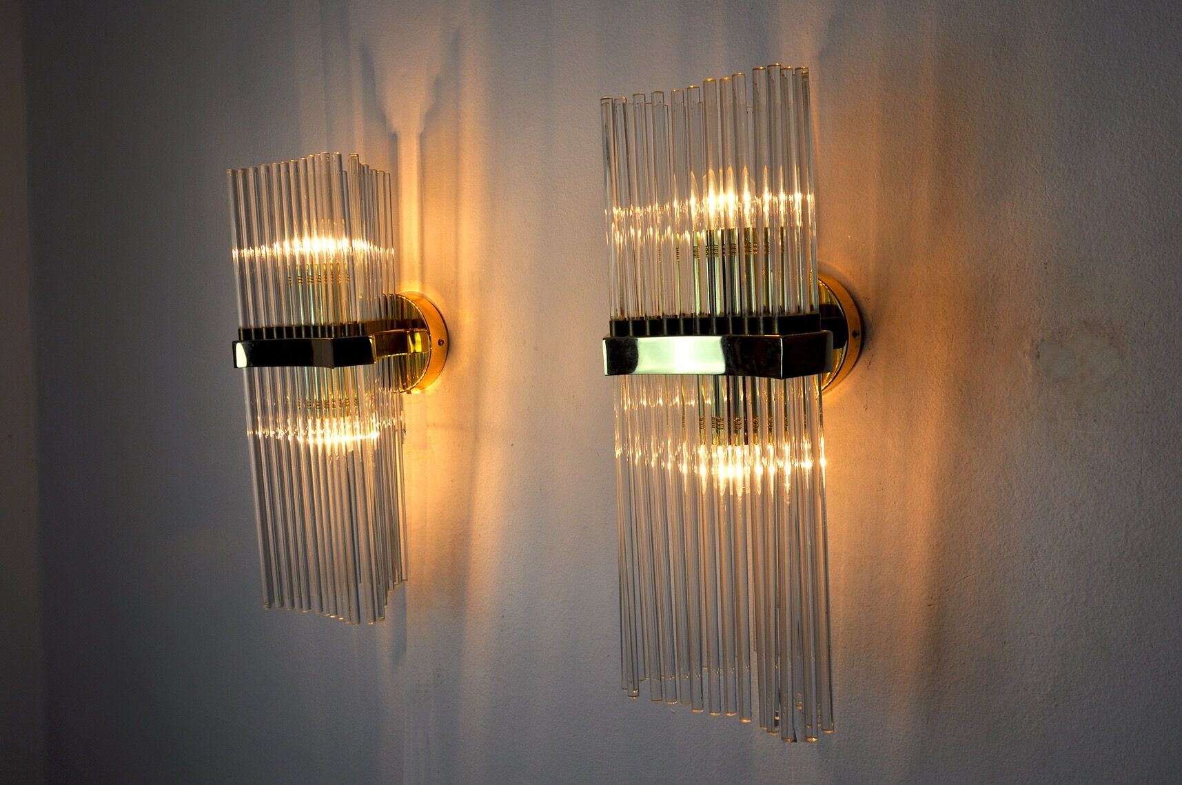 Pair of sciolari wall lamps for Lightolier, Italy, 1970