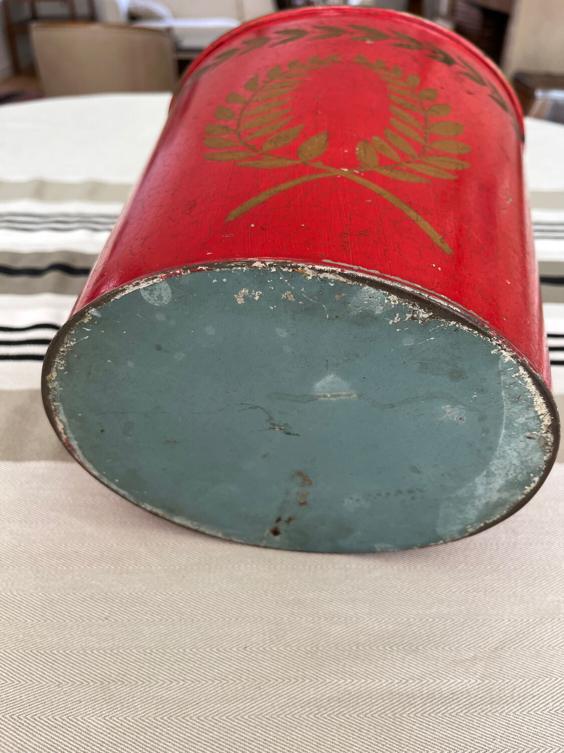 Empire era painted sheet metal wasteland