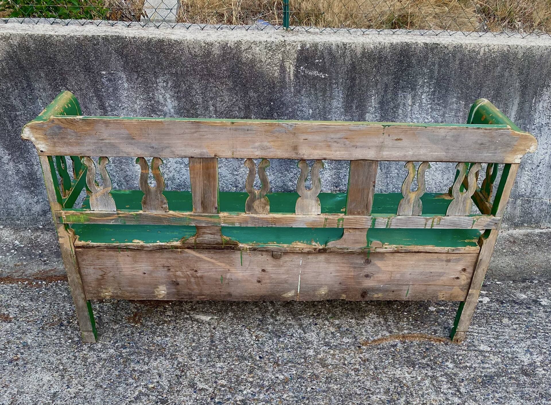 Wooden bench