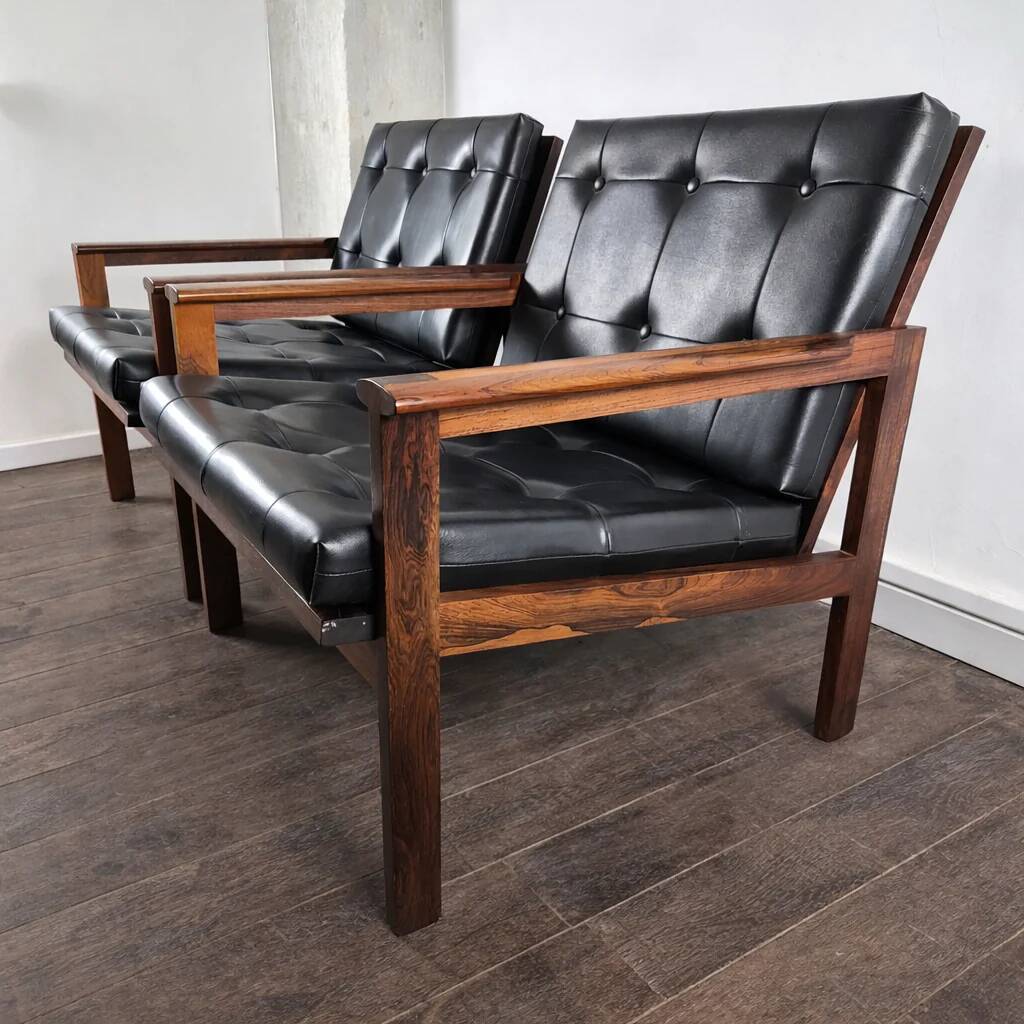 Pair of armchairs in rosewood model Capella by Illum Wikkelsø for Niels Eilersen, Denmark, 1960.