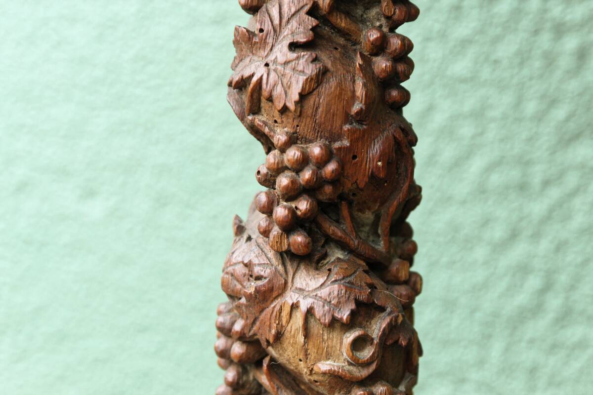 Carved wooden lamp, Corinthian column, 17th century