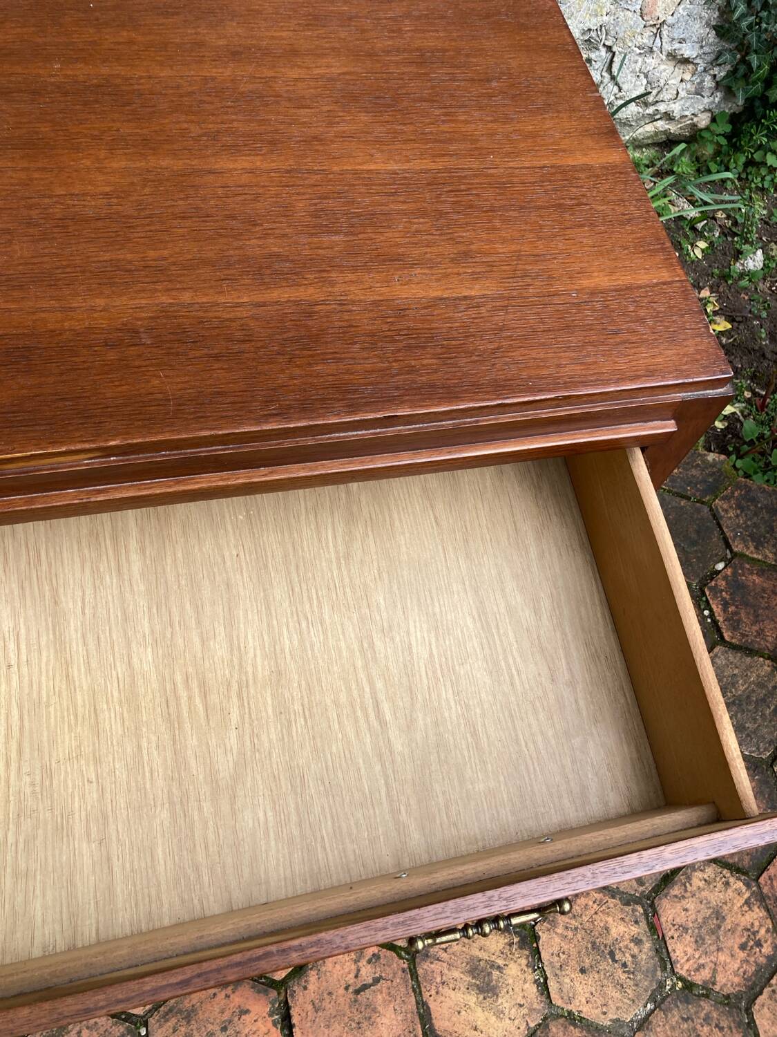 Vintage chest of drawers with tapered legs