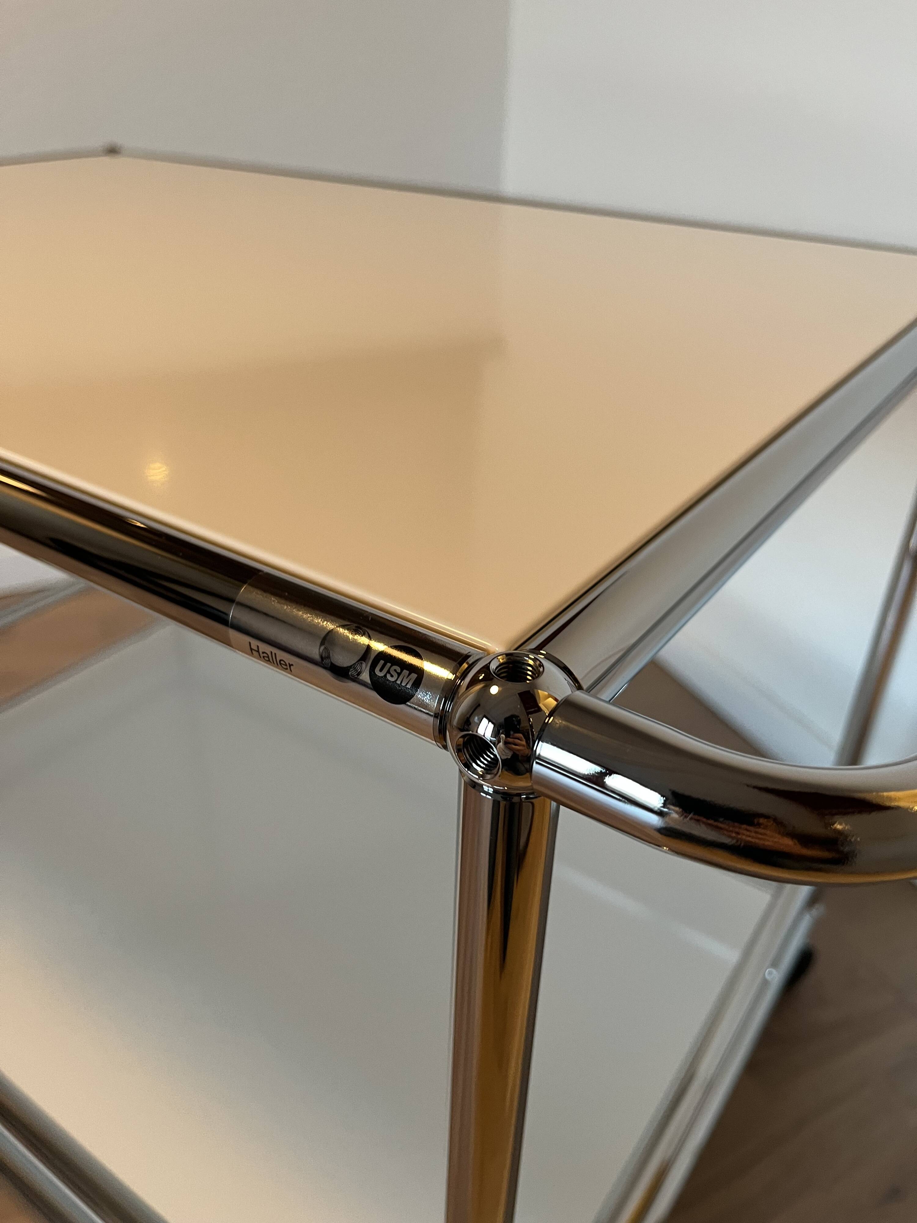 USM Haller Serving Trolley in Pure White