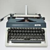 Typewriter erika 40 blue and white 70s made in germany