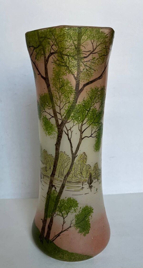 Vase en verre dépoli peint Legras