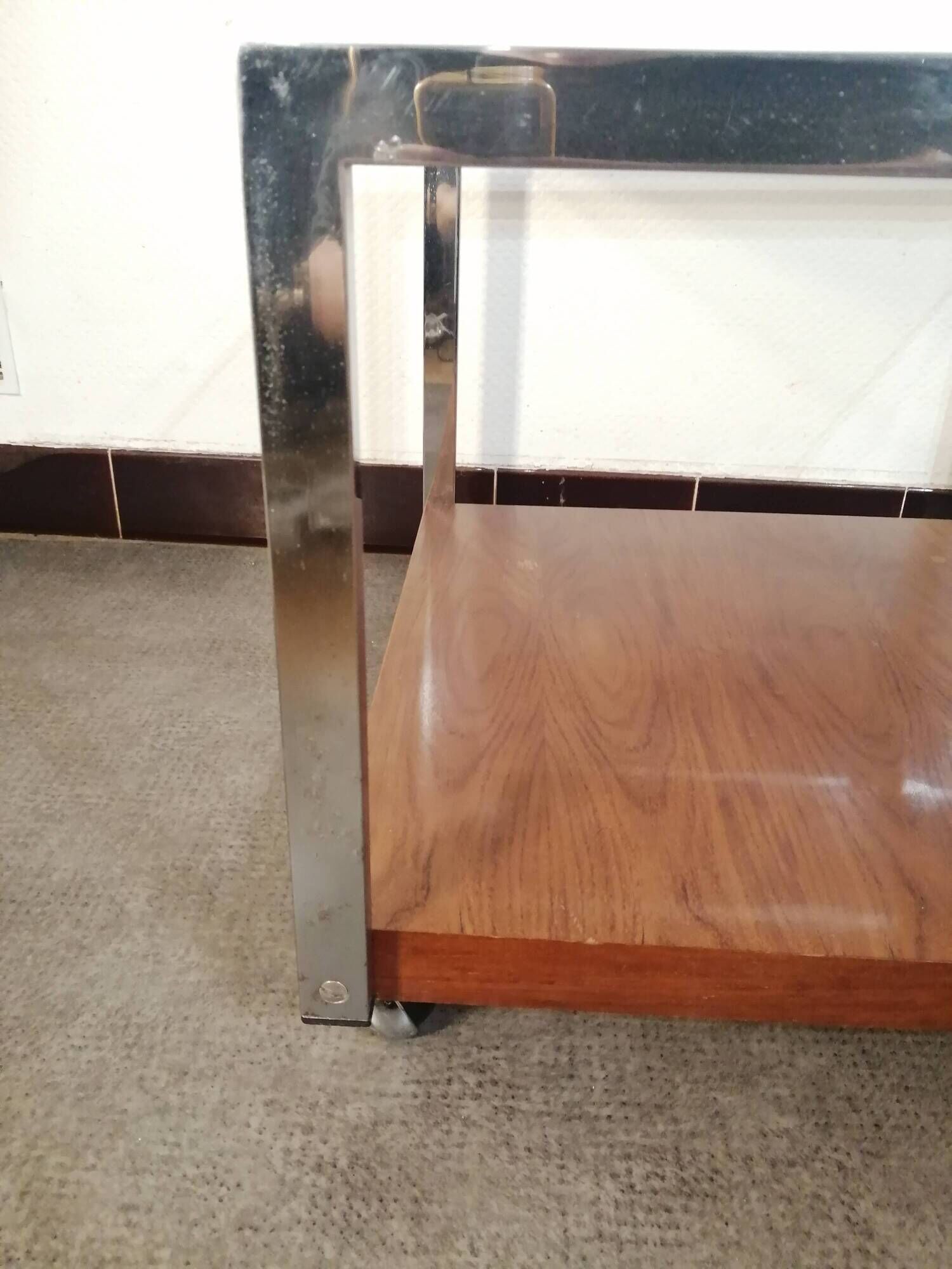 Designer coffee table on wheels, chrome, rosewood and glass from Denisco made in Italy 1970