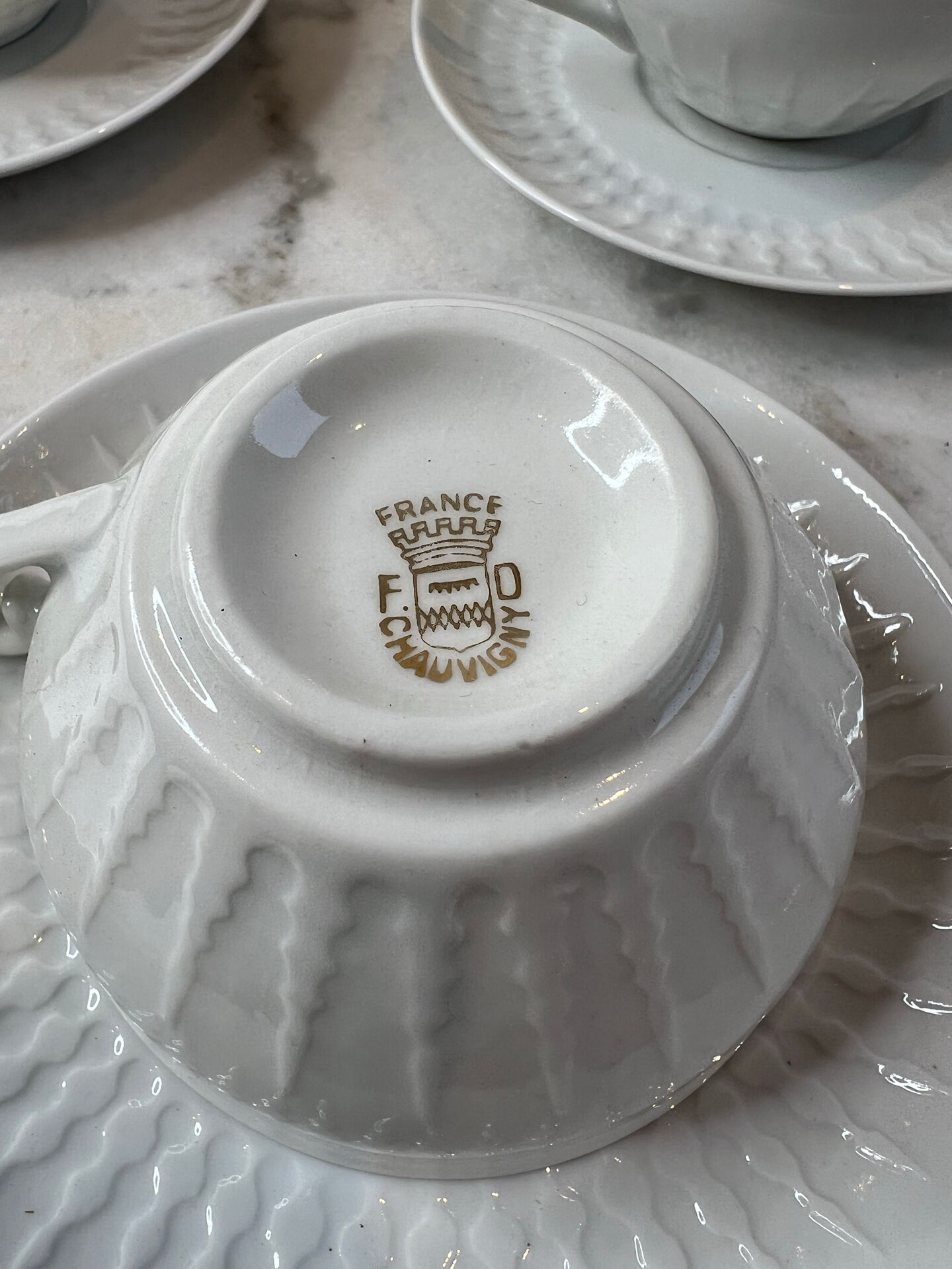 Set of 6 porcelain cups and saucers F. Chauvigny