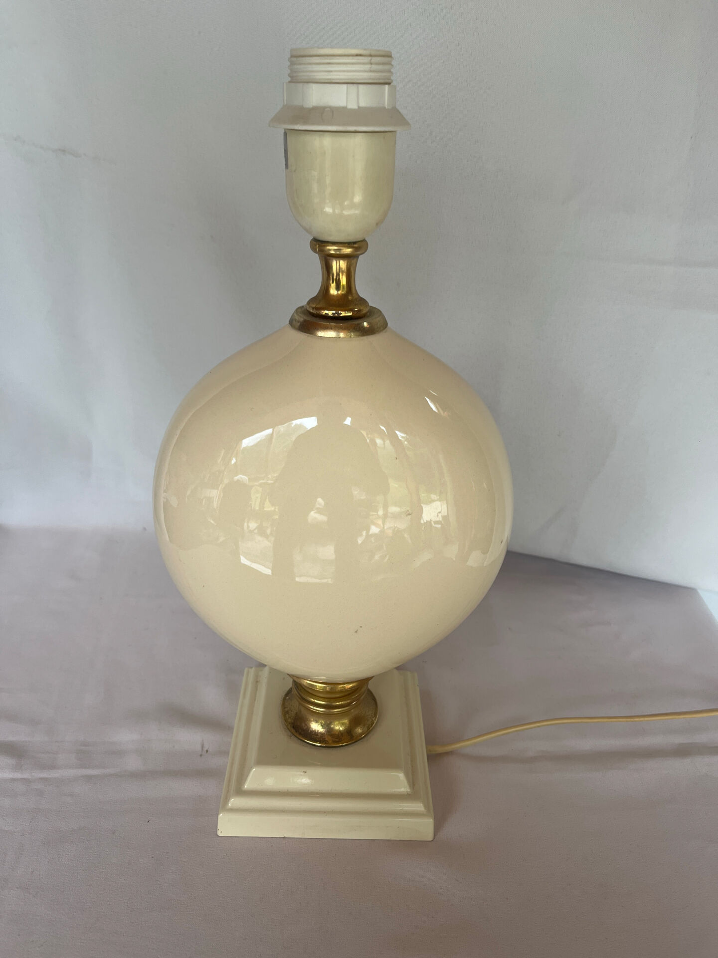 Lamp foot