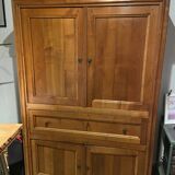 Hi-fi TV storage unit in solid cherry wood