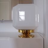 Vintage lamp to lay
