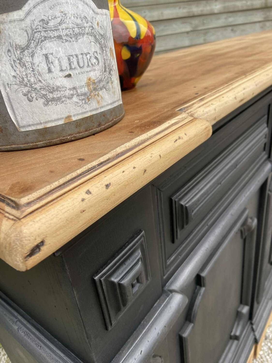 Grand bar en bois